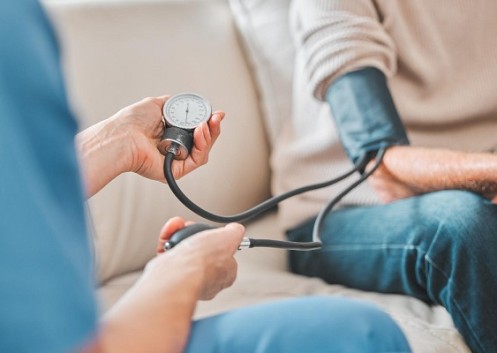 Alimentação e hipertensão: o que comer e o que evitar