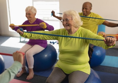 Exercícios Físicos para Idosos: Cuidados e Benefícios