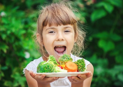 Nutrição para Crianças: Construindo Bases para uma Vida Saudável