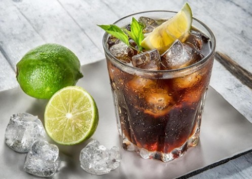 Qual a diferença entre alimentos diet e light?